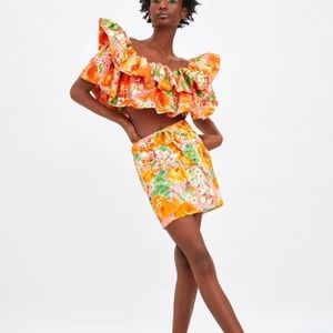 Zara LIMITED EDITION Bright Floral Print Matching Belt Tailored Mini Skirt